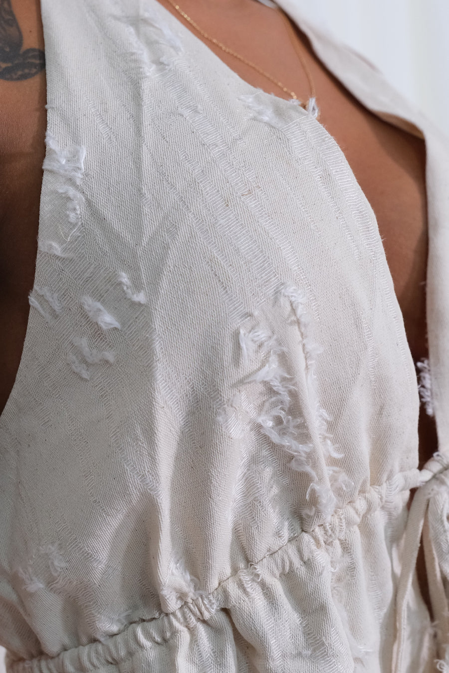 Set Dos Piezas Pantalónn Palazzo Blusa Escote Profunto Frontal y Posterio Casual - Natural