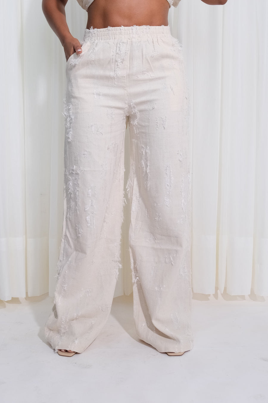 Set Dos Piezas Pantalónn Palazzo Blusa Escote Profunto Frontal y Posterio Casual - Natural