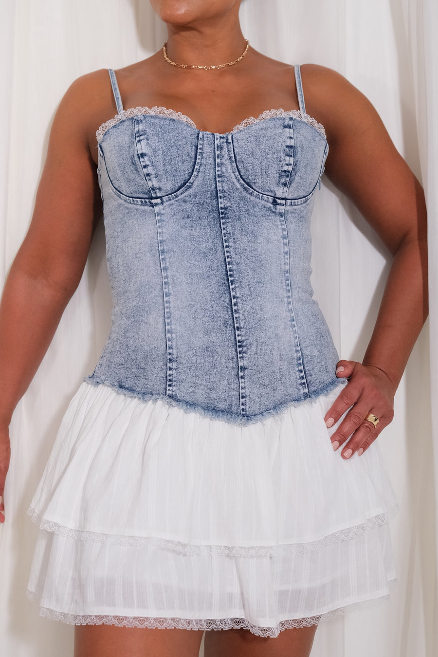 Vestido Mini Denim Dos Tiempo Enresortado Espalda Casual - Azul Medio