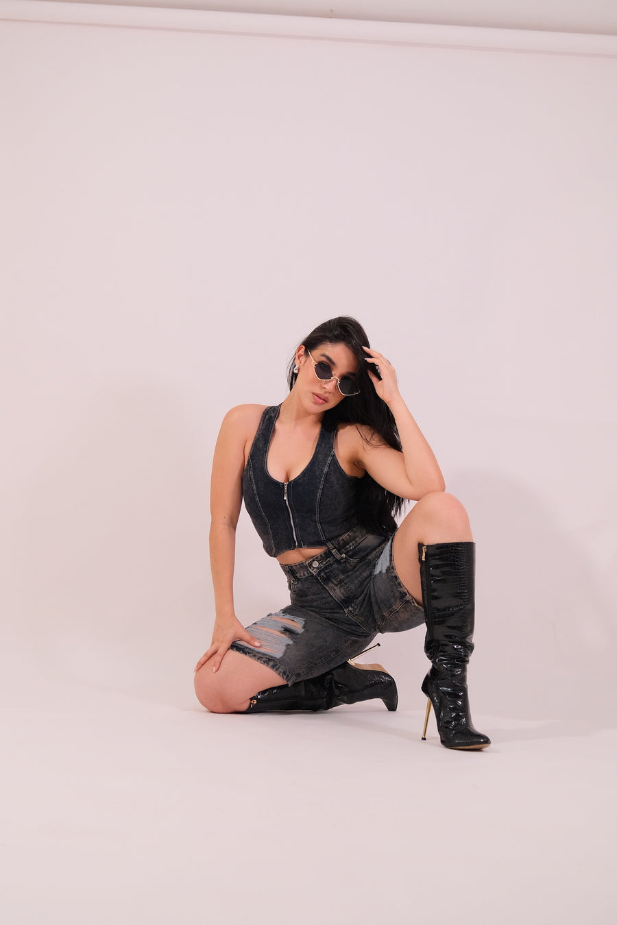 Crop top denim cierre frontal tiras cruzada casual